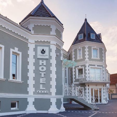 Castello Boutique Hotel Cacak Ngoại thất bức ảnh