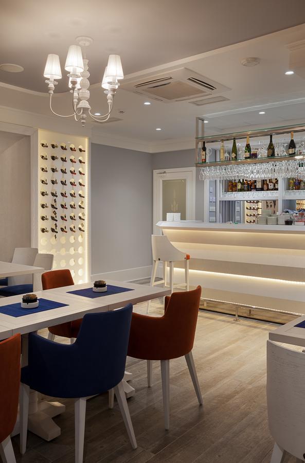 Castello Boutique Hotel Cacak Ngoại thất bức ảnh