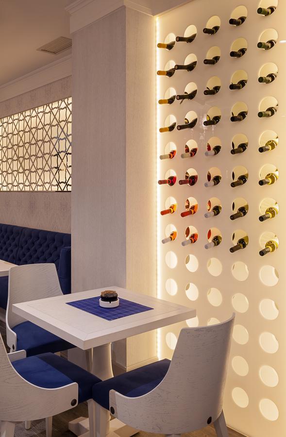 Castello Boutique Hotel Cacak Ngoại thất bức ảnh