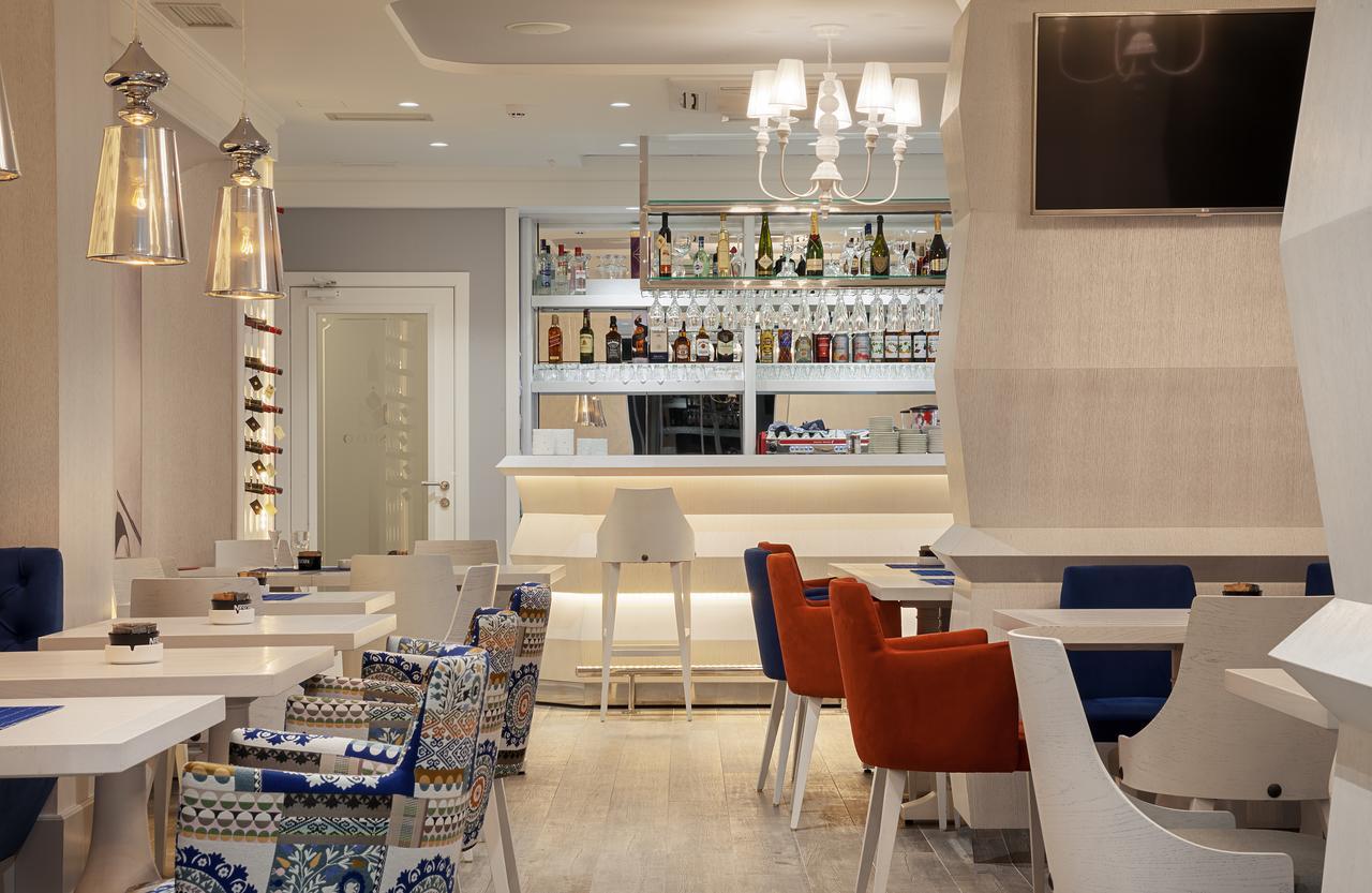 Castello Boutique Hotel Cacak Ngoại thất bức ảnh