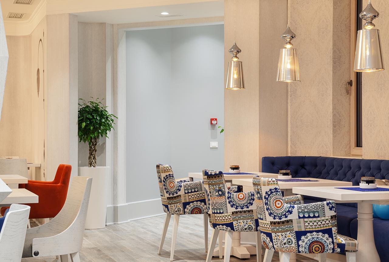Castello Boutique Hotel Cacak Ngoại thất bức ảnh